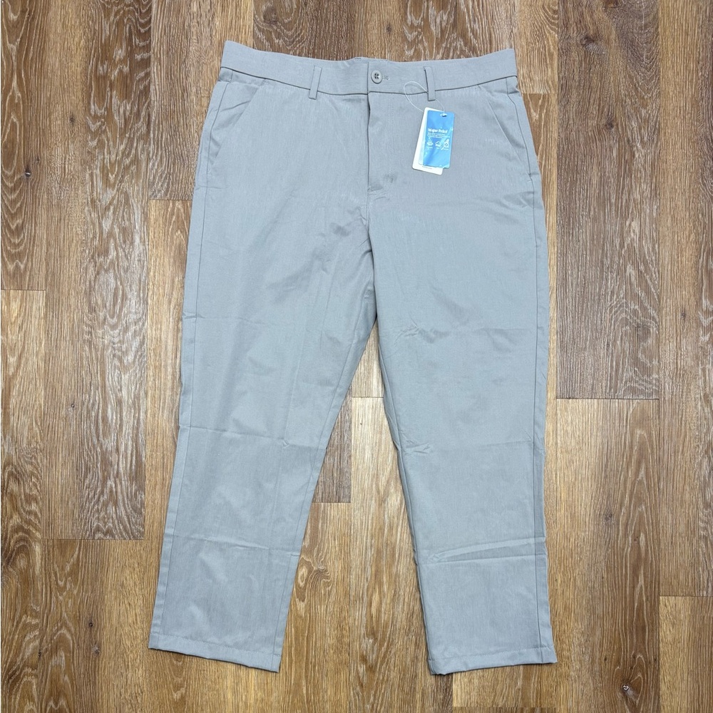 Libian Men’s Straight-Cut Chinos in Light Gray